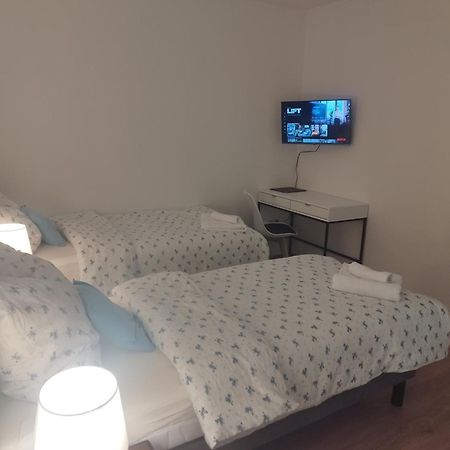 Flynnhouse Hotell Aš Exteriör bild