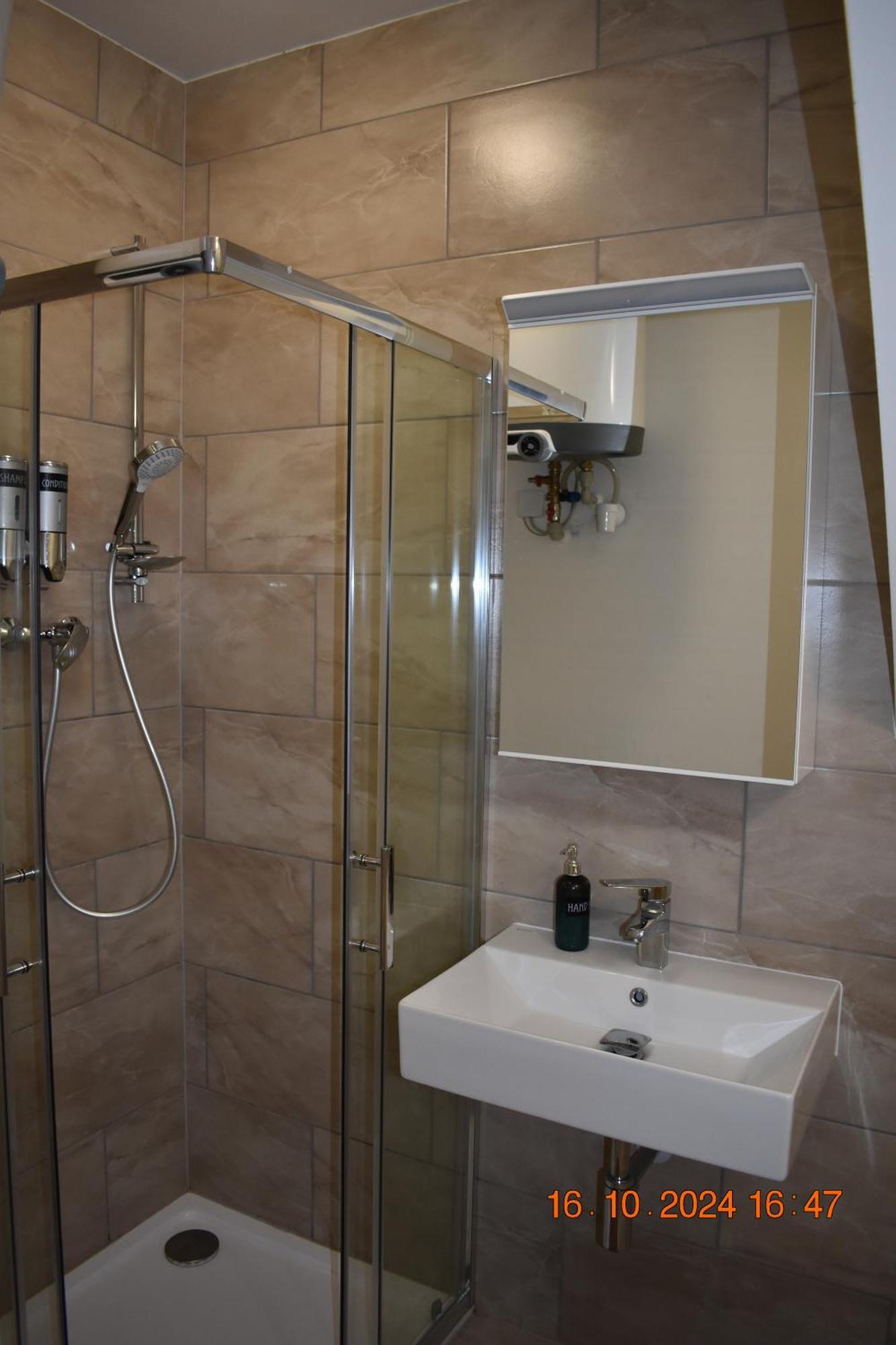 Flynnhouse Hotell Aš Exteriör bild
